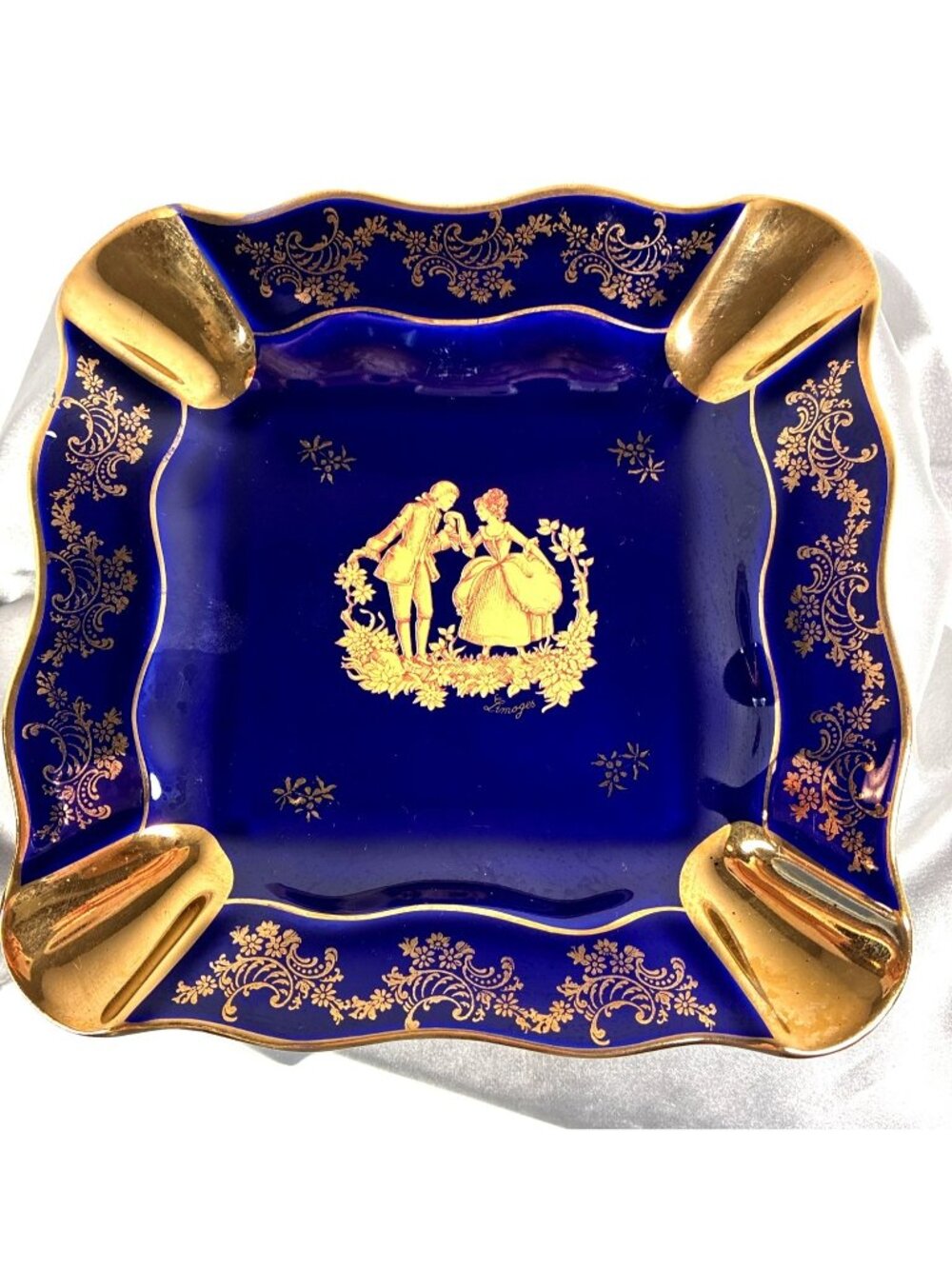 Vintage Limoges France Cobalt Blue Porcelain Cigar Ashtray Gold Gilt Courting Co